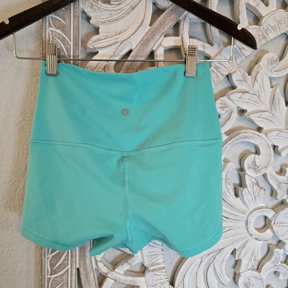 lululemon athletica Women's Athletic Shorts Align 4"- Purple and Teal Size 4 - Picture 5 of 8